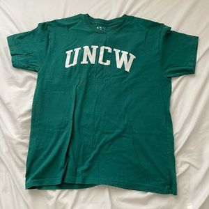 UNCW T-shirt L
